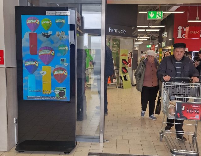 Publicitate digitală în Brașov: Ciprian Petrescu și DOOH EkoGroup